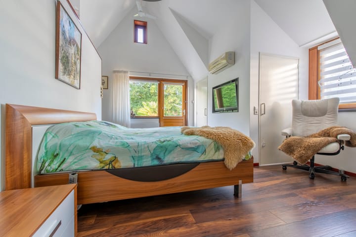 Photo 16 of Leeuwerik 44