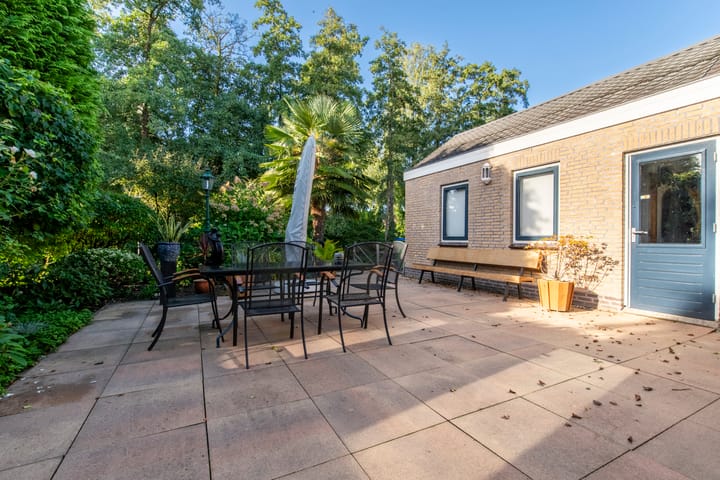 Photo 26 of Leeuwerik 44