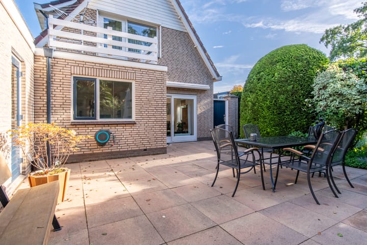 Photo 29 of Leeuwerik 44