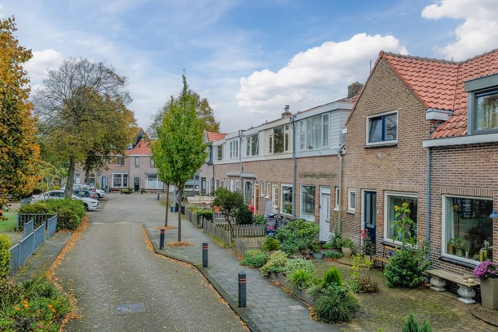 Photo 6 of Burgemeester G.Bosstraat 4