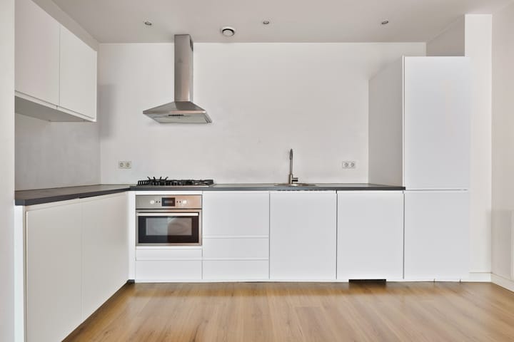 Photo 3 of Van Weerden Poelmanlaan 46