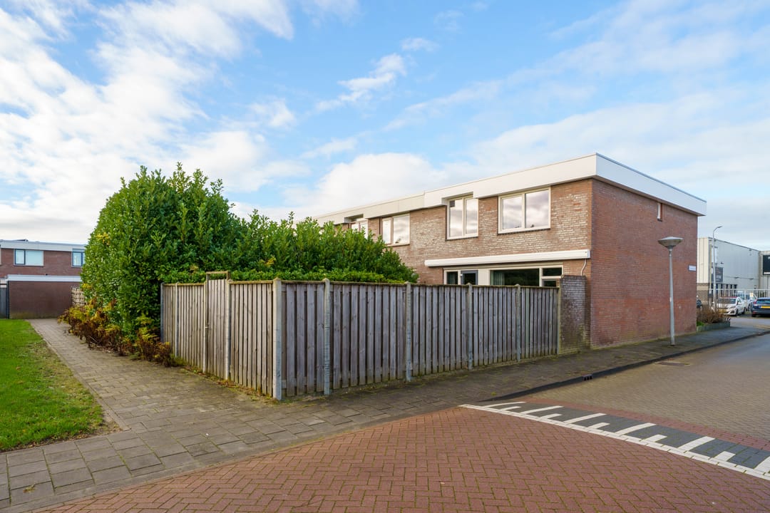 Foto 2 van Vlaardingenstraat 48