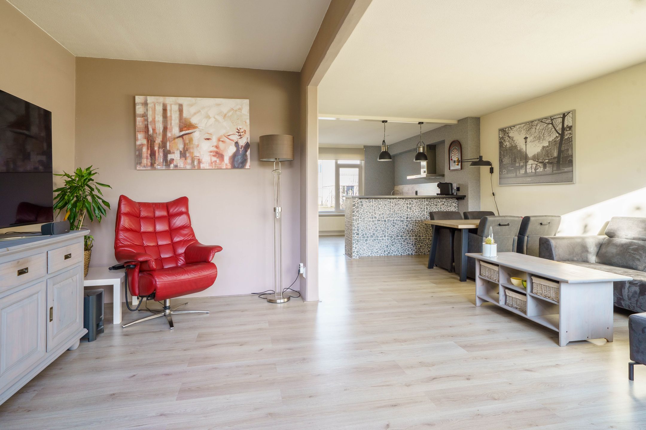 Foto 15 van Vlaardingenstraat 48