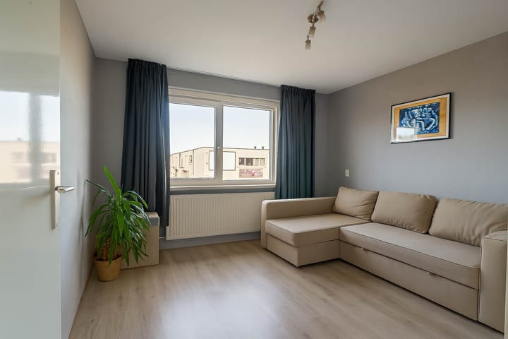 Foto 28 van Vlaardingenstraat 48