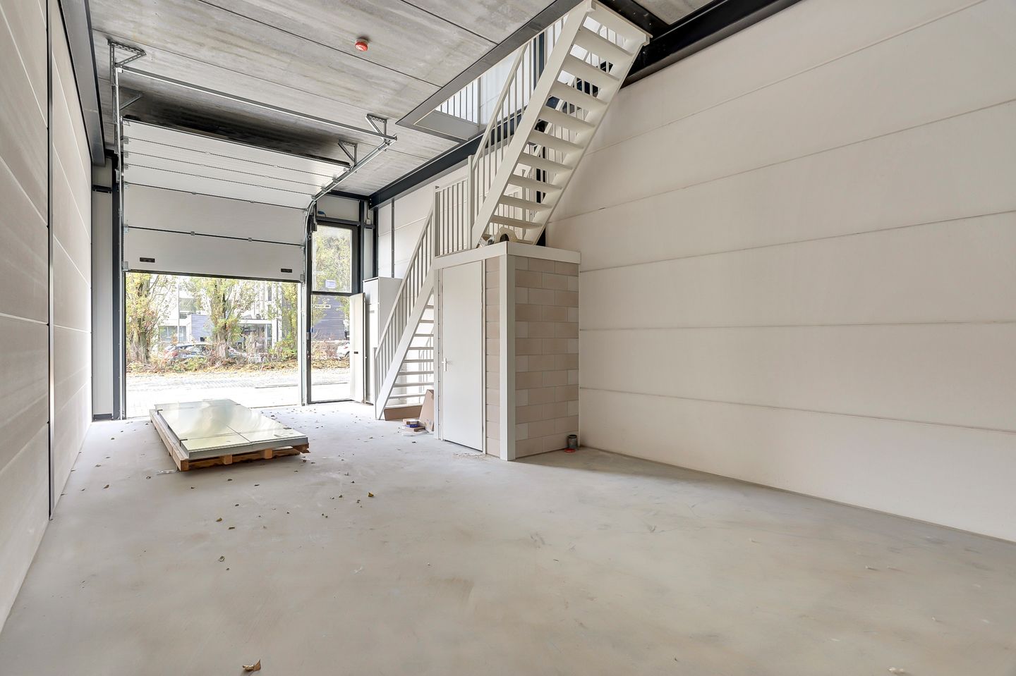 View photo 5 of Reedijk 8-F31