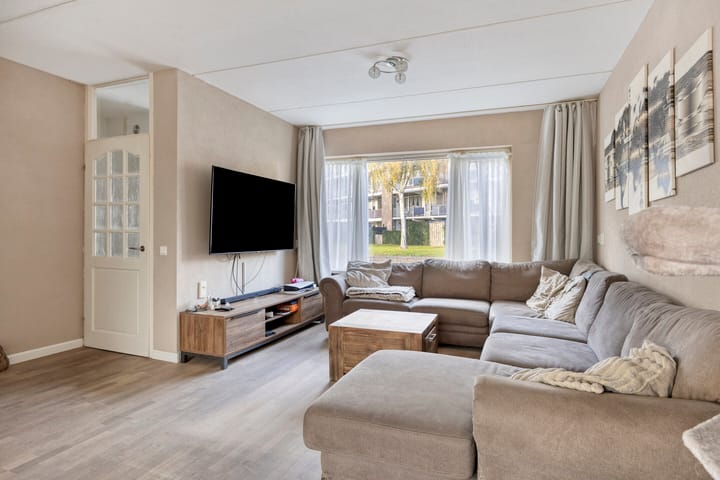 Photo 9 of Alpenlaan 139