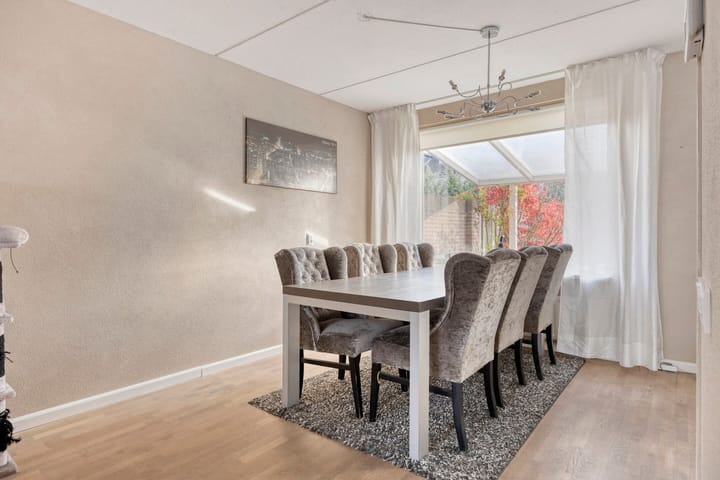 Photo 12 of Alpenlaan 139