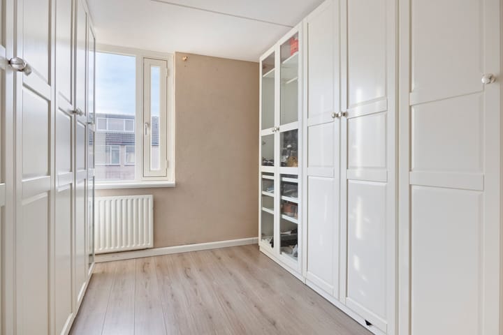 Photo 24 of Alpenlaan 139