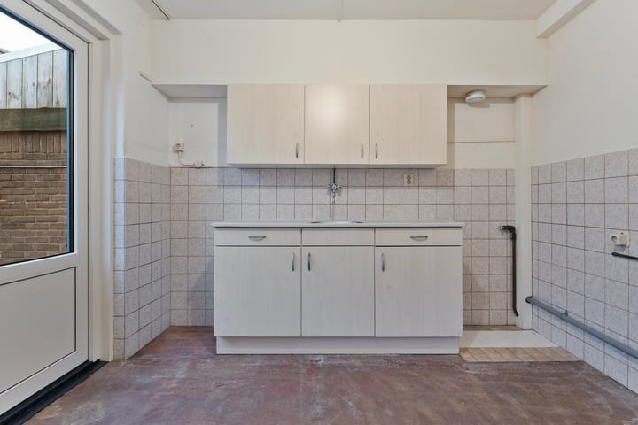 Photo 11 of Schoolstraat 5