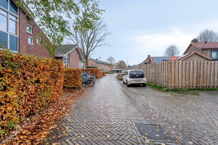 Photo 30 of Schoolstraat 5