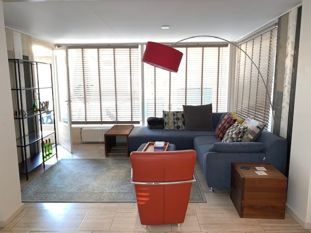 Foto 2 van Damstraat 5