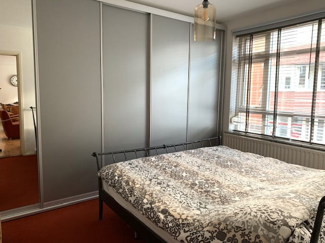 Photo 6 of Damstraat 5