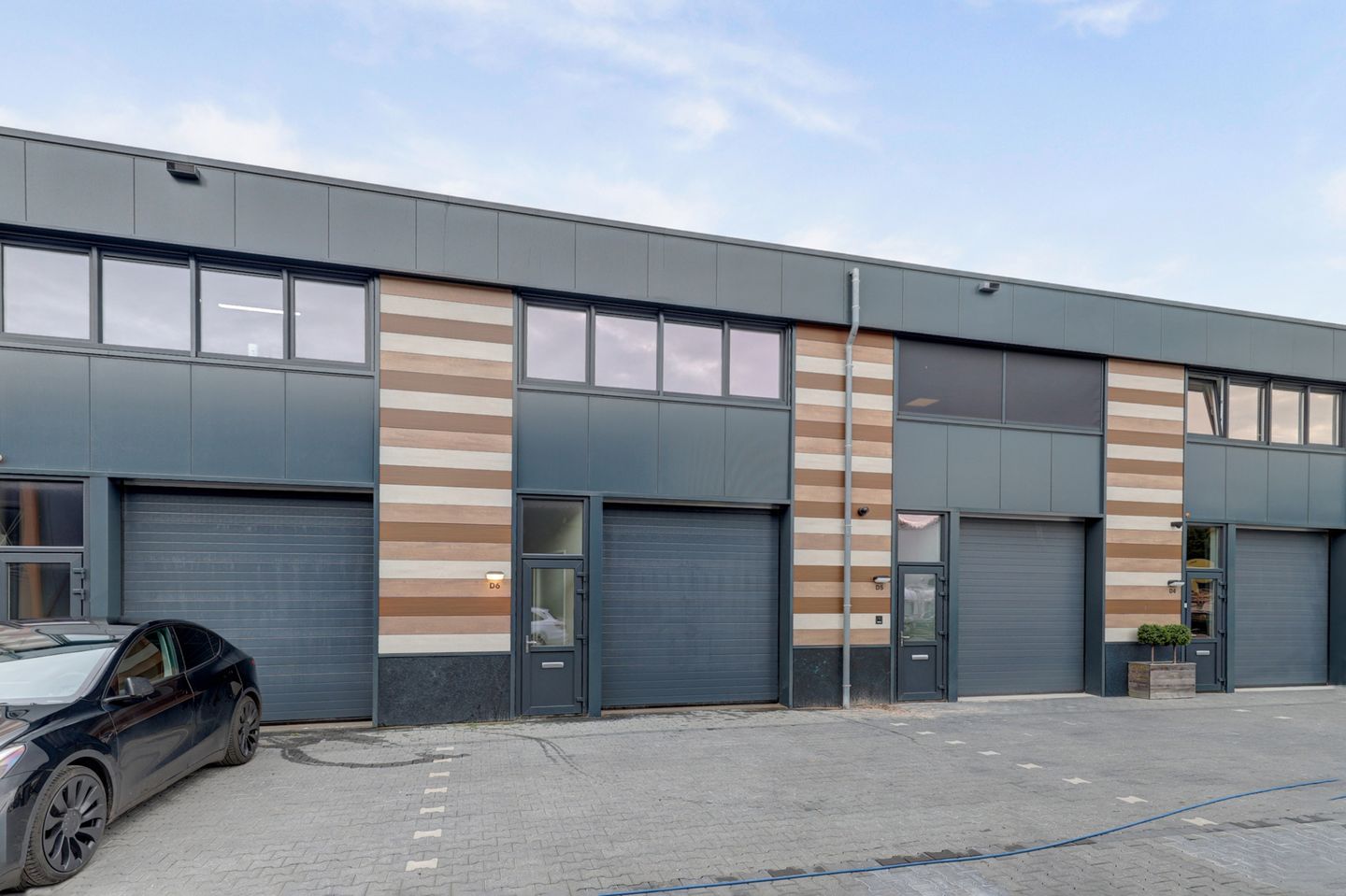 View photo 1 of Marconiweg 18-d0006