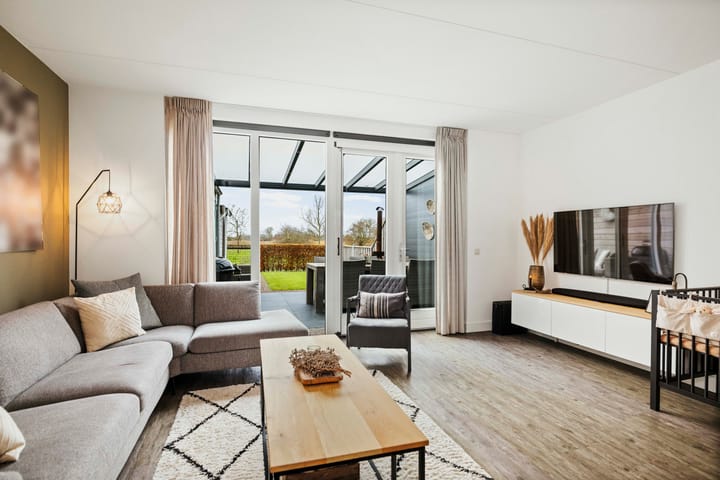 Photo 4 of Westererf 12