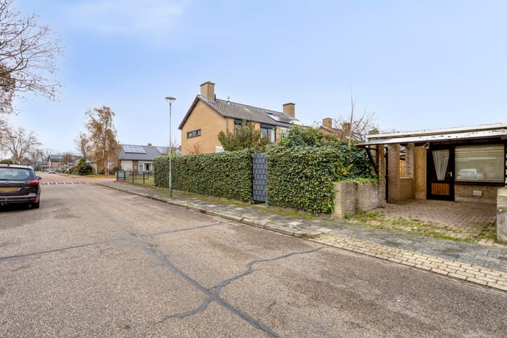 Foto 30 van Lindanusstraat 2