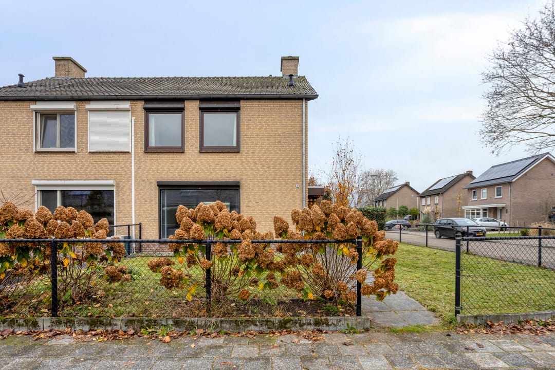 Photo 32 of Lindanusstraat 2