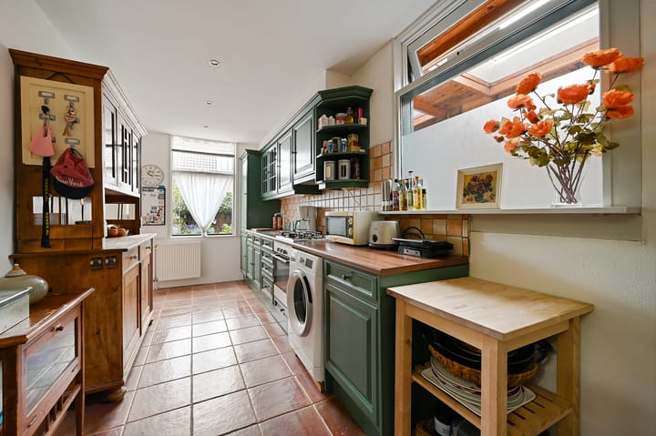 Photo 16 of Vredebestlaan 54