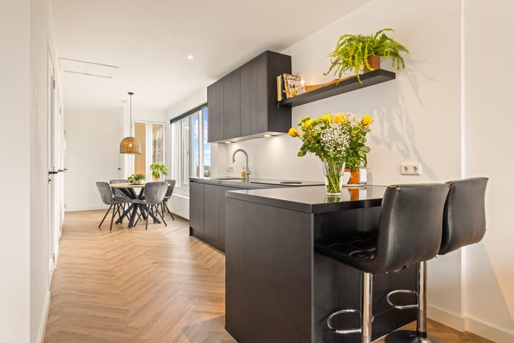 Foto 14 van Haarlemmerdijk 30-4