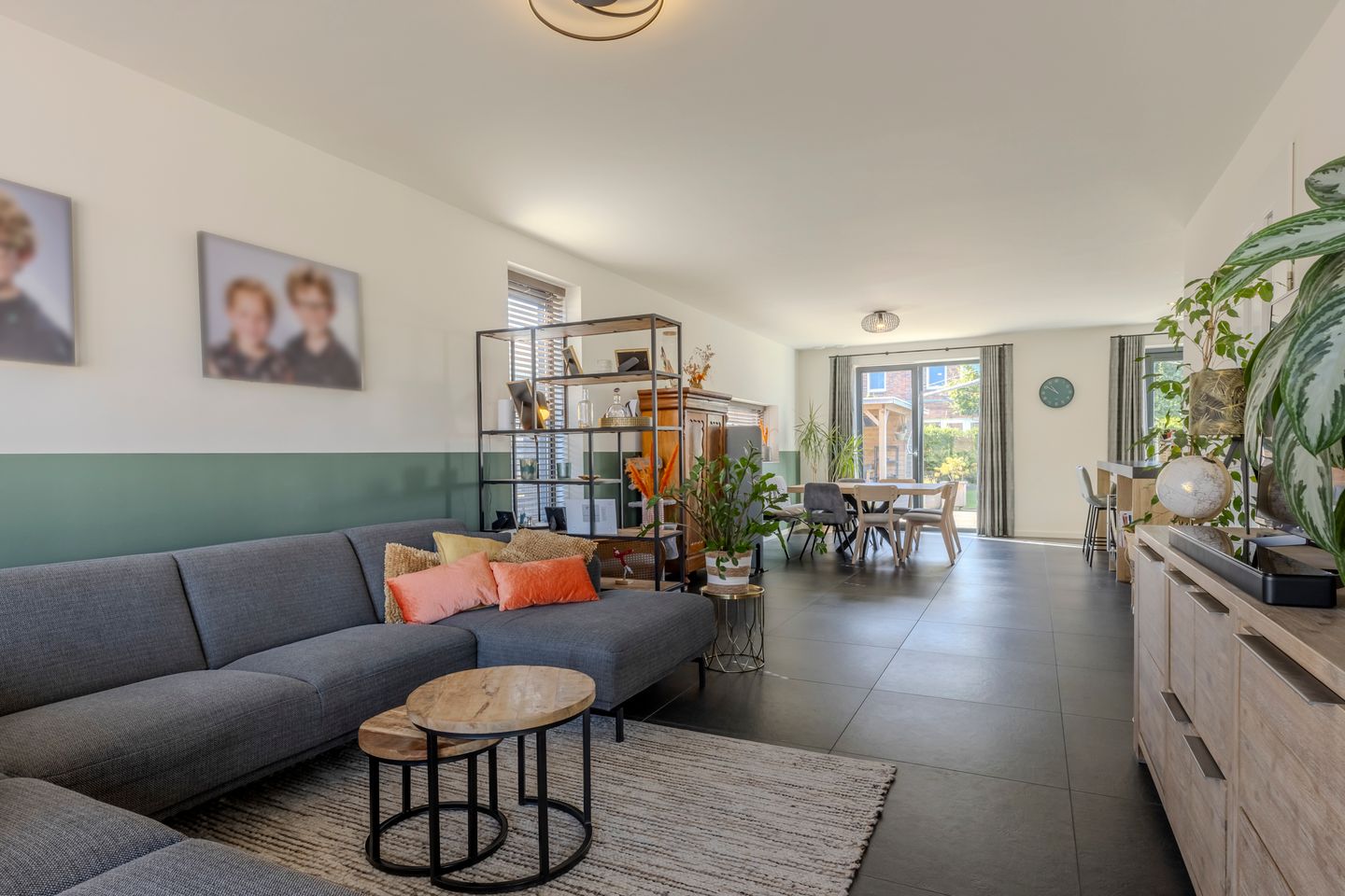 Photo 4 of Spieker 44