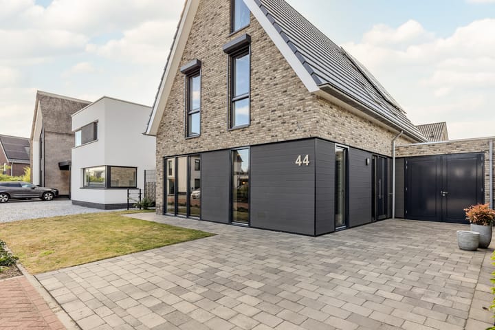 Foto 38 van Spieker 44