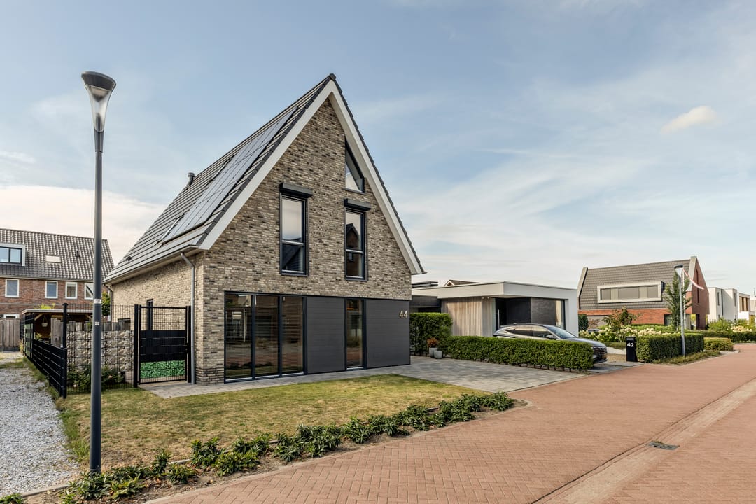 Photo 37 of Spieker 44