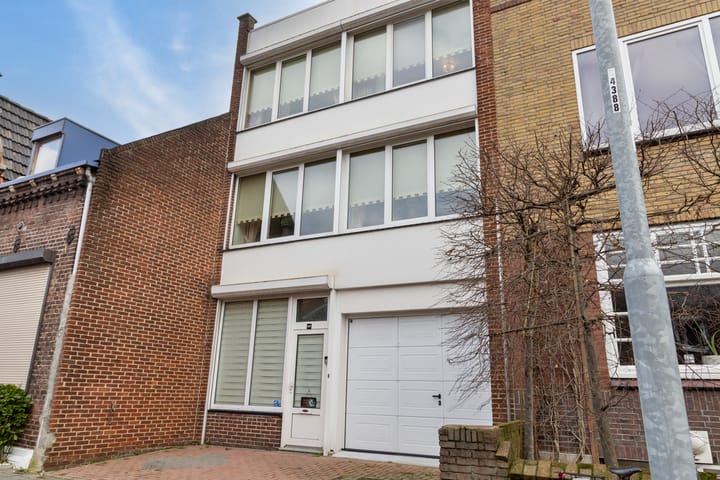 Foto 8 van Tegelseweg 101