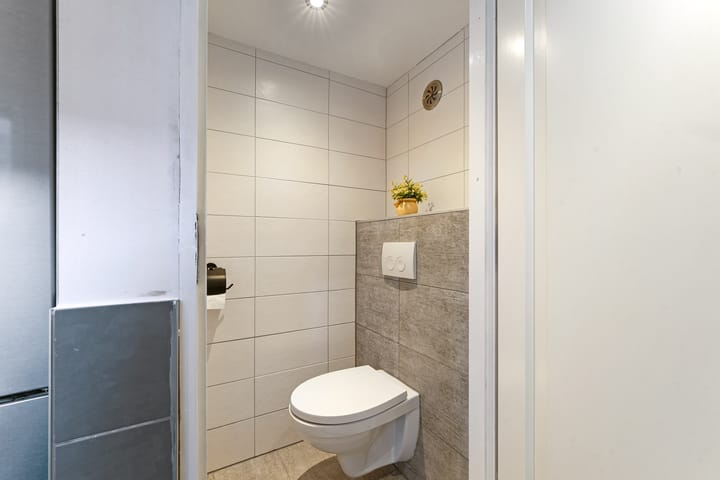 Photo 11 of Middelburgsestraat 34