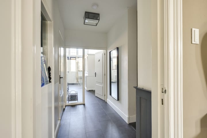 Foto 16 van Voorstraat 106