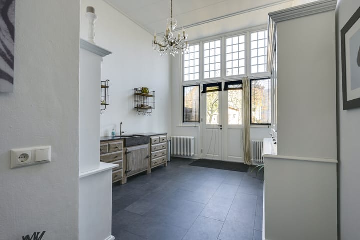 Foto 17 van Voorstraat 106