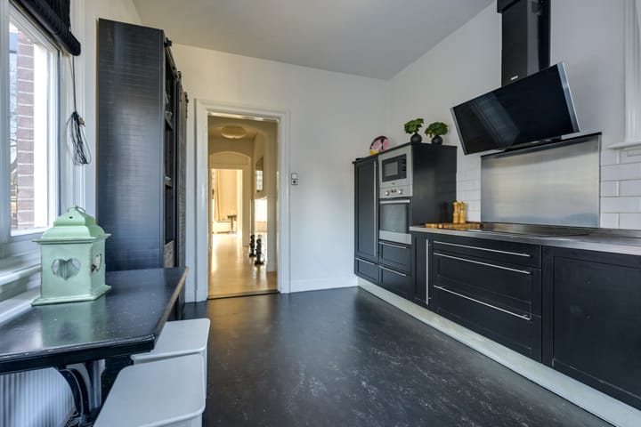 Foto 33 van Voorstraat 106