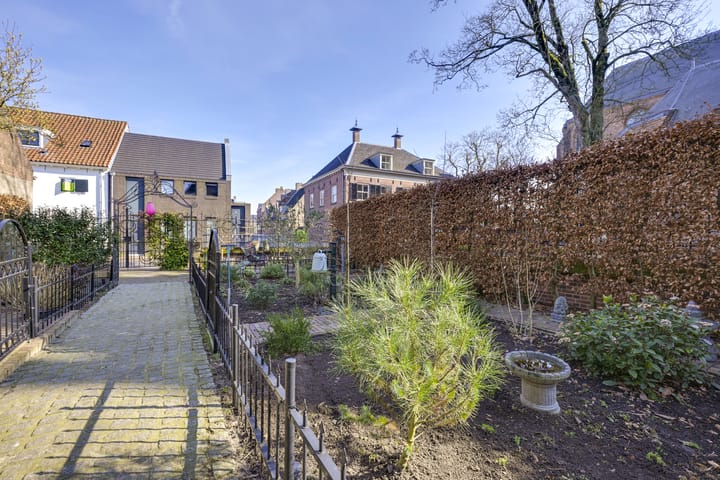 Foto 82 van Voorstraat 106