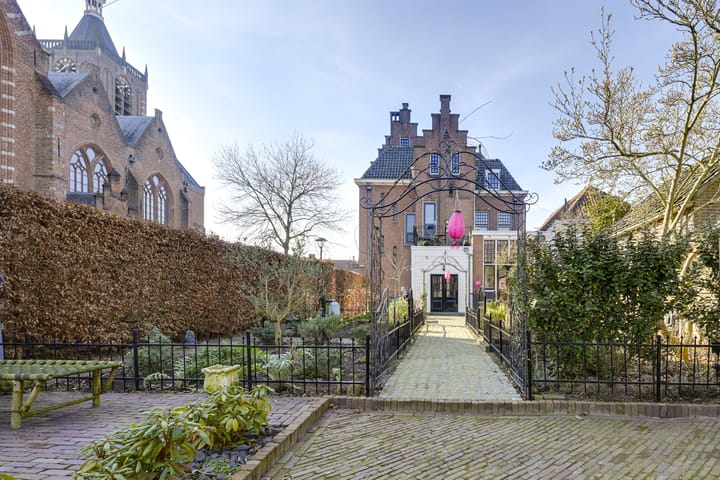 Foto 83 van Voorstraat 106