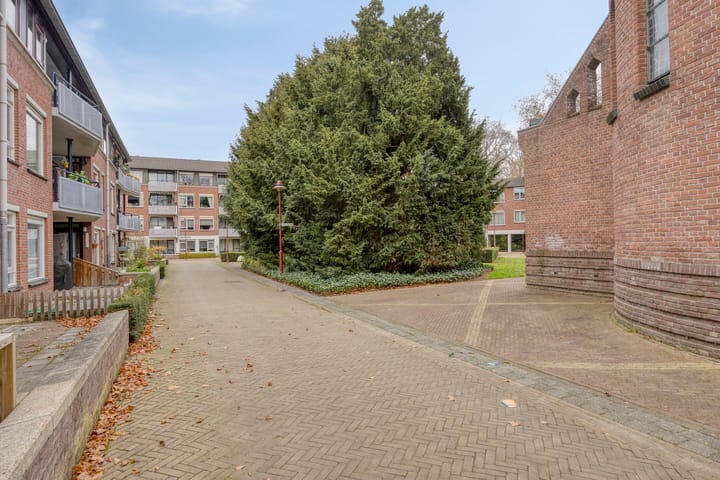 Foto 33 van Broedershof 64