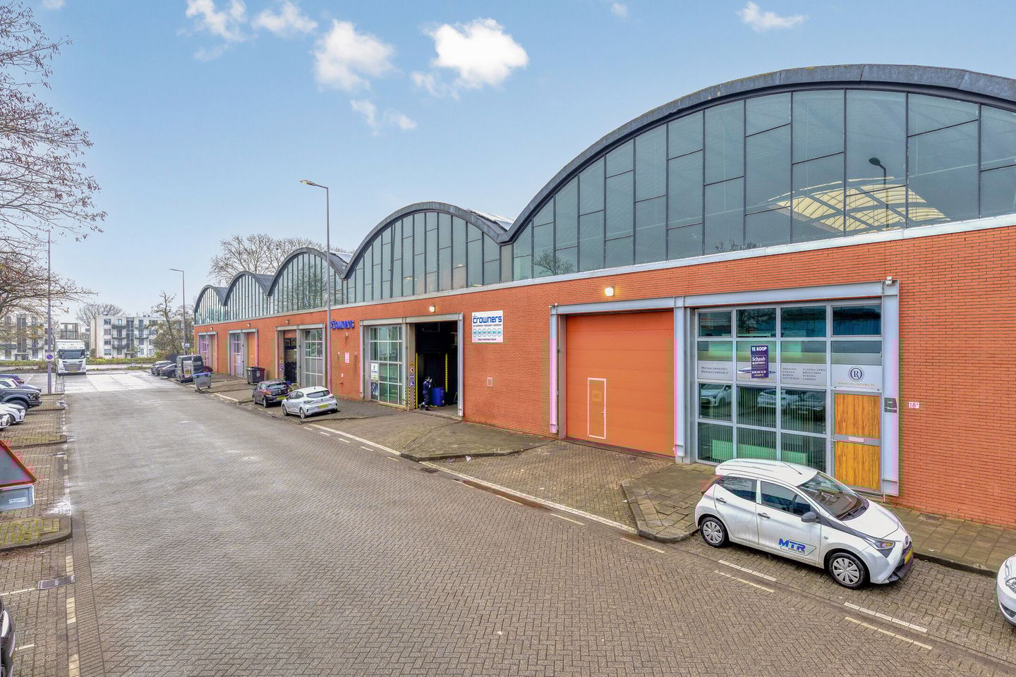 View photo 3 of Linschotenstraat 18-A