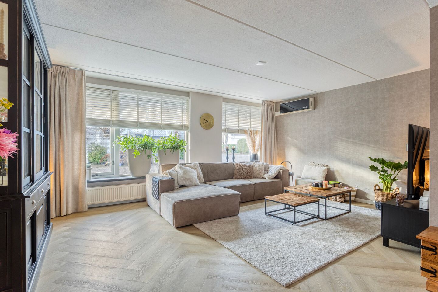 Photo 10 of Hoensbroekstraat 9