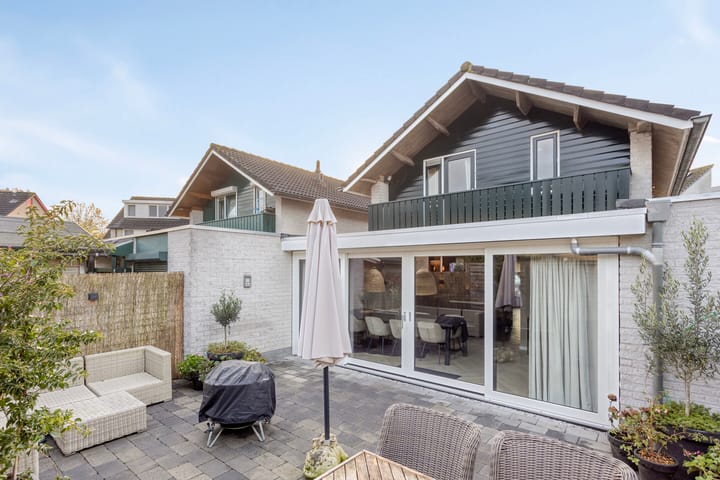 Photo 27 of Hoensbroekstraat 9