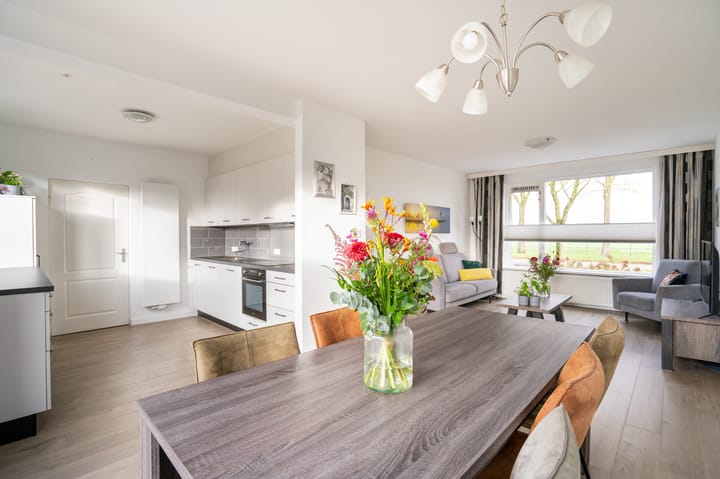 Foto 3 van Parallelweg 12