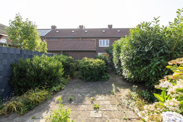 Photo 20 of Prins Hendrikstraat 41