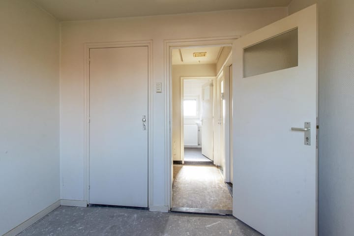 Photo 14 of Prins Hendrikstraat 41