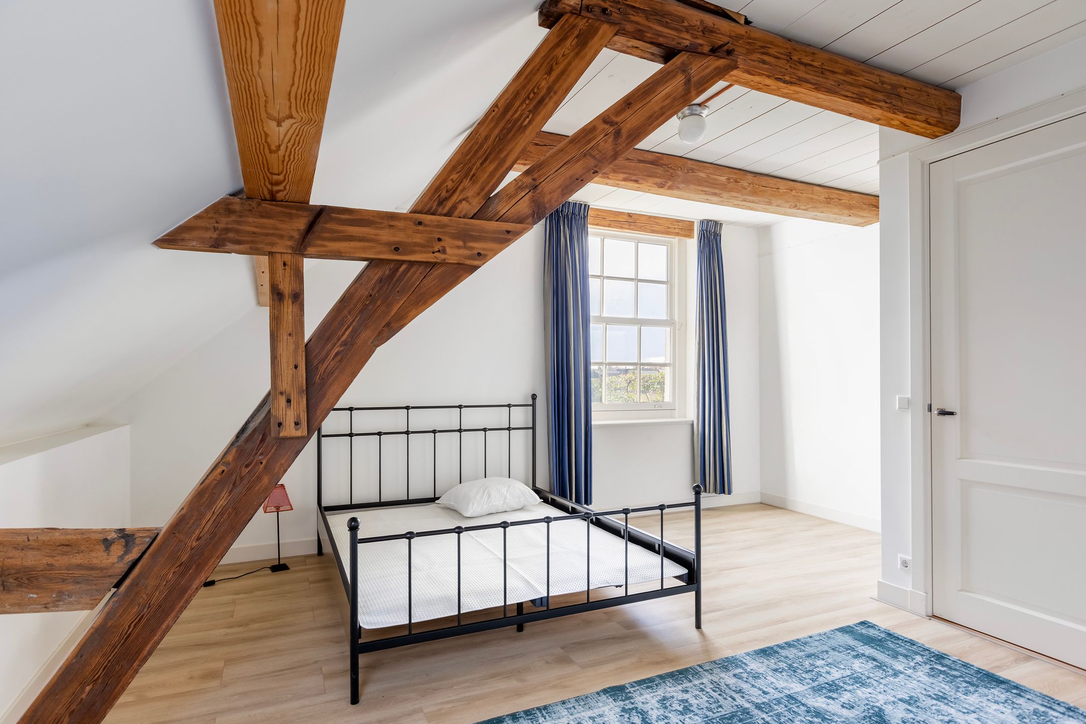 Foto 30 van Kreupeleweg 42