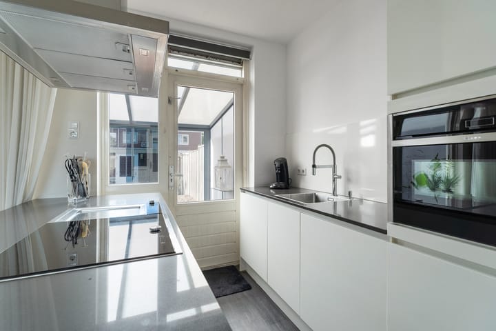 Foto 20 van Muiderslotstraat 13