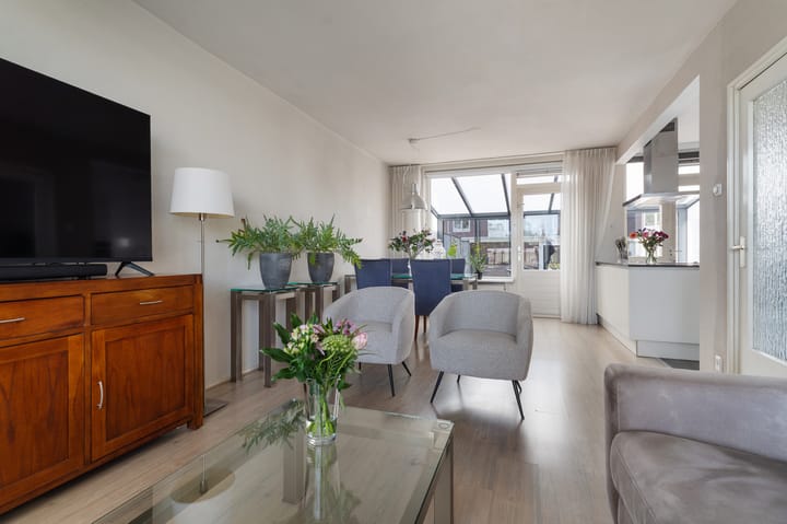 Foto 9 van Muiderslotstraat 13