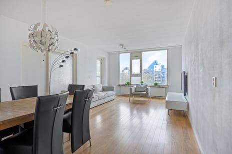 Logger 84 secondary image