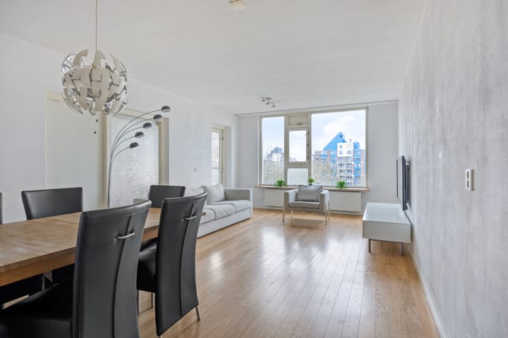 Photo 2 of Logger 84