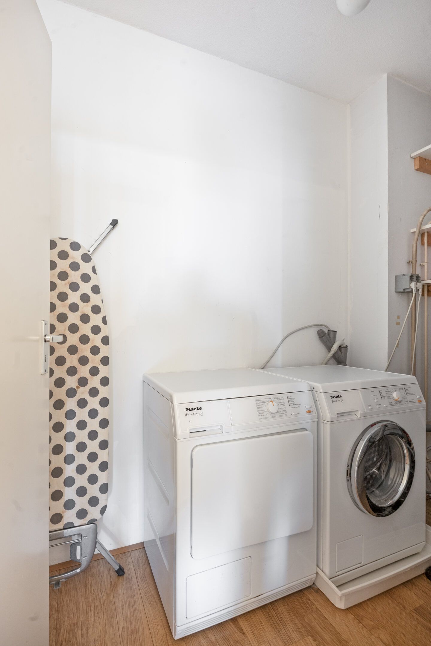 Foto 12 van Logger 84