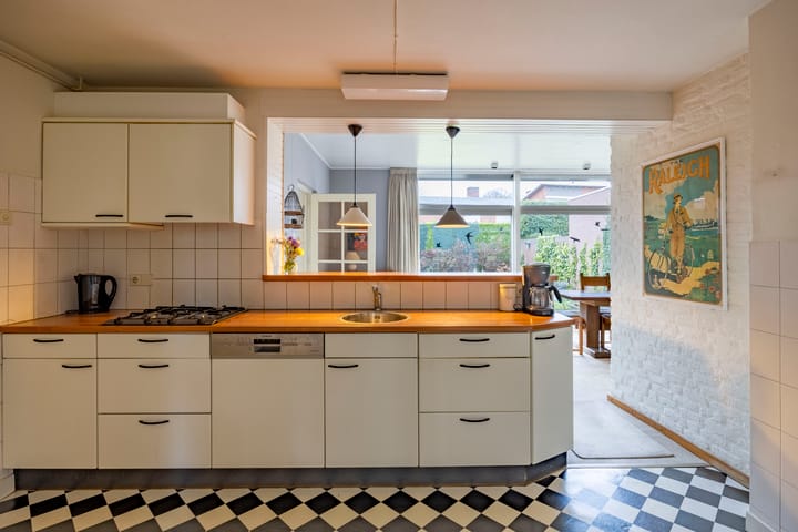 Foto 23 van Nassauplein 10