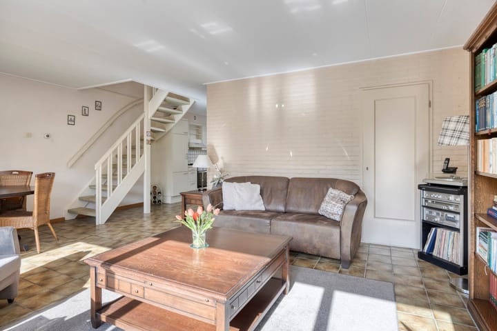 Foto 2 van Meester De Wolfplein 6