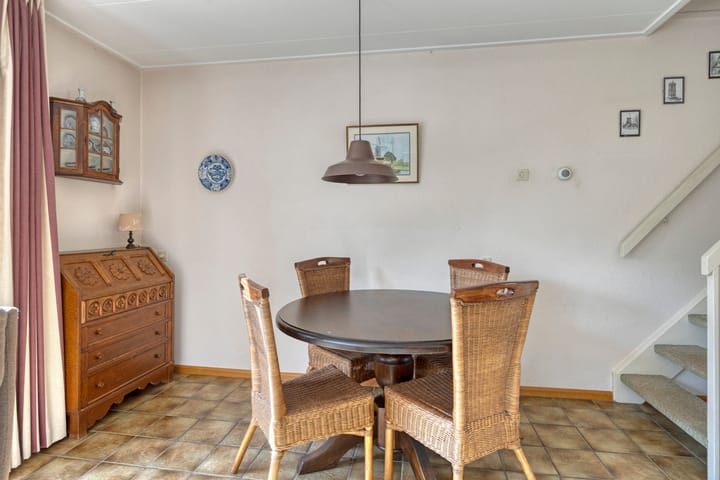 Foto 12 van Meester De Wolfplein 6