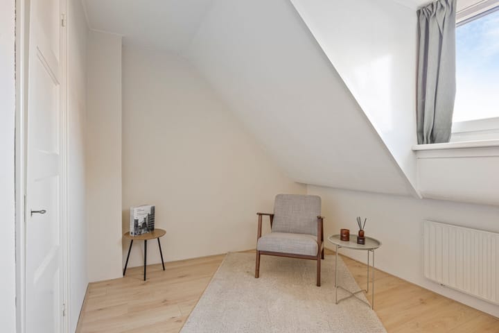 Photo 33 of Petrus Dondersstraat 108