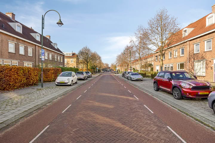 Photo 36 of Petrus Dondersstraat 108